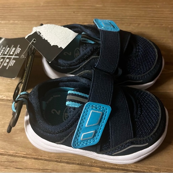 NWT Athletic Works Baby Boys Criss-Cross Strap Sneakers Blue Size 2 (Rm16) - Picture 4 of 6